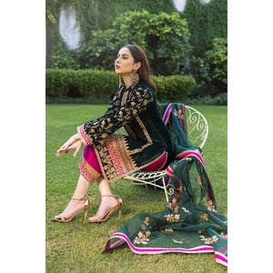 Zainab Chottani ชุดสูทผ้ากำมะหยี่สำหรับผู้หญิง TC-267 - Product Image 2