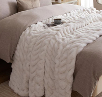 Texture douce Aide au sommeil écologique pour le sommeil au lit Fourrure confortable Couverture en peluche en fausse fourrure de lapin Literie confortable Sommeil confortable