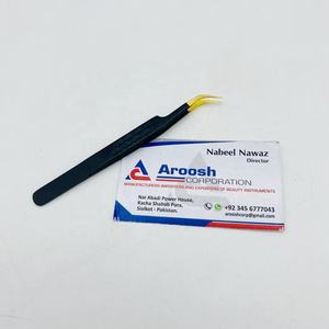 Haute Qualité Professionnel Or Pointe J Courbe Pince À Cils Pointe Pointue Durable En Acier Inoxydable Logo Personnalisé En Gros - Product Image 3