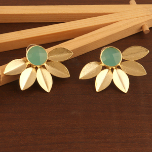 เครื่องประดับแฟชั่นแบบกำหนดเองต่างหูพลอยคาลซิโดนีทรงกลมขนาด12มม. ต่างหูชุบทองดีไซน์เนอร์ต่างหูสตั๊ดรูปใบไม้ของขวัญสำหรับเธอ - Product Image 3