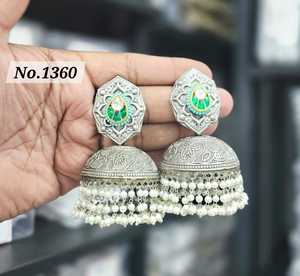 Pendientes de borla de aleación de moda femenina india 2025, estilo étnico exagerado, regalo, pendientes colgantes de moda - Product Image 5