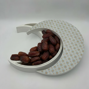 Diseño de luna creciente de inspiración islámica con patrón geométrico decorativo impreso para una presentación festiva y elegante. - Product Image 4