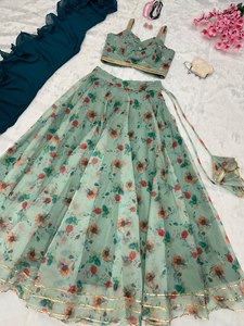 Dernier Designer Organza Soie Floral Imprimé Travail Leheng Choli Par FabZone - Product Image 4