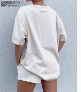 24003wtt Newest Two Piece Custom Logo Hoodie Jogger Women Crop Top Hoodie Shorts Sweatpants And Hoodie Set <b>Vintage</b> <b>Tracksuit</b> - Product Image 3