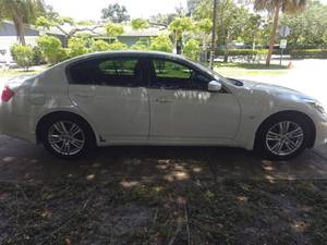 Voiture d'occasion Infiniti Q40 2015 à bas prix à vendre - Product Image 4