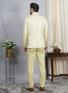 ชุดสูทผู้ชายสีเขียวพิสตา 2 ชิ้น คุณภาพดีเยี่ยม ระดับไฮเอนด์ ตัดเย็บอย่างคลาสสิกสำหรับเจ้าบ่าวและงานหรูหรา มีจำหน่ายในราคาที่ดีที่สุด - Product Image 3