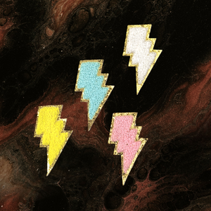 Parche de Chenilla Bordado a Mano con Diseño de Rayo, Adhesivo (Tela) para Sombreros y Bolsos - Product Image 1