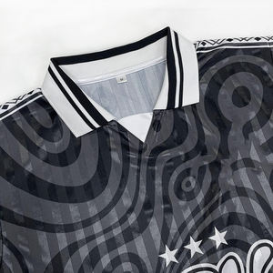Camiseta de manga corta estilo boxy con cuello vuelto para aficionados al equipo de fútbol, camiseta unisex con estampado totalmente personalizable para animar el verano - Product Image 4