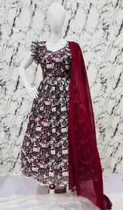 Costume Salwar en soie fabriqué à la main de créateur, robe longue pakistanaise Kameez Dupatta à la mode pour les cérémonies de mariage et de fête - Product Image 5