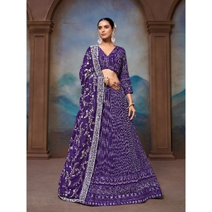 Traje de Novia Lucknowi de Georgette Morado, Lehenga Choli - Product Image 1
