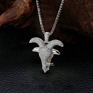 Pendentif pour homme en or blanc 10 carats entièrement glacé, design de chèvre personnalisable, diamants VVS de laboratoire brillants D incolore pour cadeau Hip Hop - Product Image 1