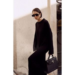 Abito Oversize in maglia Ecru da donna con motivo dettagliato - Product Image 2