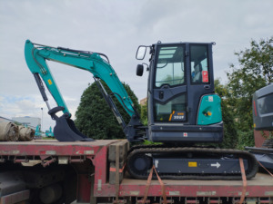 Vendita calda utilizzata per Sunward SWE35UF piccolo escavatore cingolato di seconda mano macchine movimento terra con nucleo motore e motore - Product Image 5