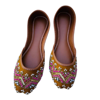 Chaussures Khussa Jutti pakistanaises faites à la main pour femmes, tendance mode estivale la plus vendue, à lacets, plates, respirantes, antidérapantes, pour mariage et fête