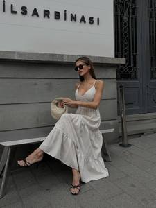 Vestido Midi de verano floral elegante con correas de lazo en los hombros Tela suave y ligera para uso diario o en la playa - Product Image 6