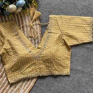 Blusa moderna con cuello en V con diseño tejido y hilo Zari Trabajo Bodas Logotipo bordado de moda/Patrón Decoración con lentejuelas - Product Image 2