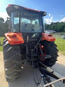 Nuevo tractor agrícola Kubota M5-091 de 91HP, 4x4, diésel, con cargador, en venta. - Product Image 1