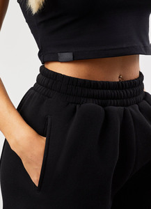 Pantalones cortos de chándal de lana negra personalizados de alta exigencia para mujer, pantalones cortos de Fitness de gimnasio suaves y transpirables de cintura alta para mujer - Product Image 3