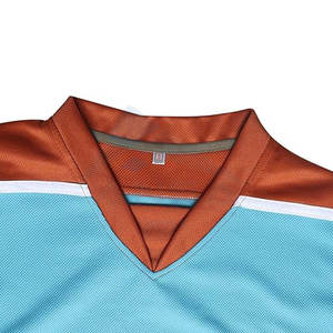 เสื้อฮอกกี้น้ำแข็งผู้ชาย แขนยาว สำหรับฝึกซ้อม ระดับมืออาชีพ แบบทีม คอวี ทรงหลวม - Product Image 4