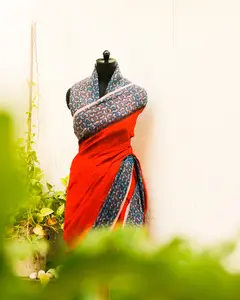 Sari stampato a mano all'ingrosso di Design indiano in puro cotone prezzo all'ingrosso per donna sari di seta morbida
