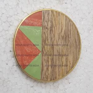 Meilleur prix sous-verres meilleur conception usine de noël différents modèles logo personnalisé sous-verres en bois naturel acacia et résine pour boissons - Product Image 2