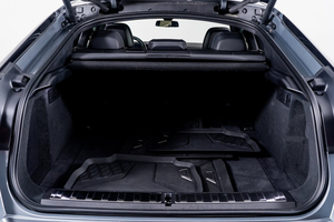 BMW X6 XDrive 40i AWD 2024 d'occasion, conduite à gauche, sièges en cuir, caméra de recul, écran tactile, phares au xénon - Product Image 6