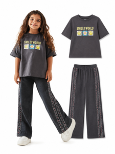 Conjunto de Camiseta Casual y Pantalones Anchos para Niños, Ropa de Punto Estampada de Manga Corta para Verano - Product Image 1