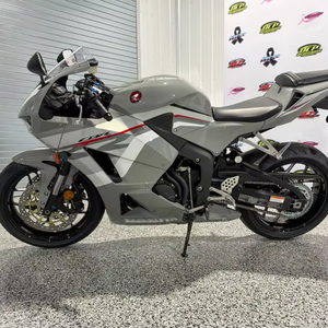 301280 2026 CBR600RR มอเตอร์ไซค์สปอร์ตไบค์สุดหรู - Product Image 1