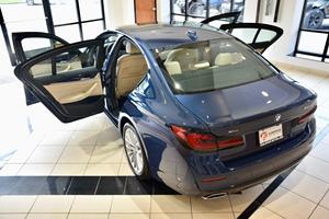 รถยนต์มือสองขายดี ปี 2021 BMW ซีรีส์ 5 รุ่น 530i มีทั้งพวงมาลัยขวาและซ้าย - Product Image 6