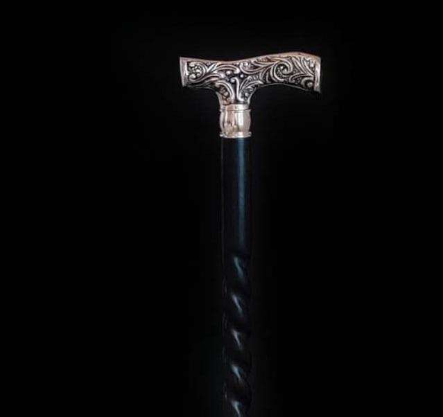 สีน้ำตาล