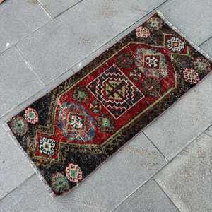 พรมวินเทจสไตล์ตุรกี ขนาด 1.4x3 ฟุต พรมขนาดเล็ก ลายสัตว์สีแดง - Product Image 2