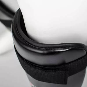 2025 nouveauté équipement de sport pour adultes boxe protège-tibia Protection en cuir pour la boxe et l'entraînement MMA - Product Image 2