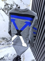 Pull tricoté à col rond pour homme, manches longues, contraste blanc et noir, motif lettres tendance, style décontracté streetwear, vente en gros