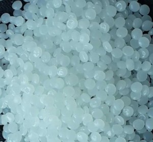 Gránulos de HDPE resistentes a los rayos UV Material duradero y duradero para aplicaciones en exteriores - Product Image 2