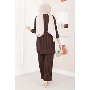 Conjunto Casual de Dos Piezas para Mujer, Corte Holgado, Tallas XL/XS/XS, con Pantalones Sueltos en Color Café - Product Image 5