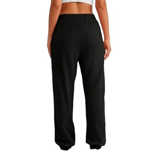 Pantalon de survêtement ample et confortable pour femme grande taille – Style streetwear décontracté - Product Image 5