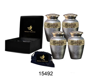 Urne funéraire artisanale en laiton pour les cérémonies commémoratives, offrant des détails artistiques et un hommage significatif à leurs proches - Product Image 5