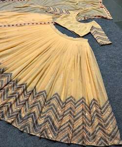 Designer Soie Lehenga Choli avec Broderie Séquence Travail Dupatta Occasion Spéciale Fête Porter Vêtement Ethnique Prix de Gros ApparelGarment - Product Image 2