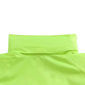 Veste de randonnée imperméable à capuche en tissu polyester respirant à manches longues avec logo personnalisé, style le plus récent, pour femmes - Product Image 6