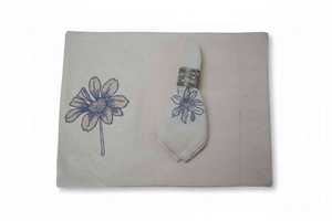 Tapis en coton personnalisé écologique avec un ensemble de serviettes, durable et élégant, tapis de table brodé en coton provenant d'un exportateur indien - Product Image 3