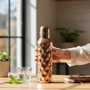 Botella de Agua de Cobre de Diseño Minimalista, Estilo Anatolia, Hecha de Metal - Product Image 2