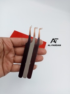 คีมหนีบขนตาสแตนเลสสไตล์ญี่ปุ่นปลายกุหลาบทองพร้อมสีตามสั่งกระเป๋าหนังบุปลายแหลมไฟเบอร์ - Product Image 5