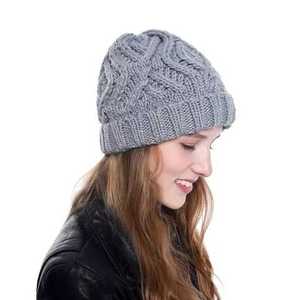Gorros de Invierno para Mujer, Gorro de Lana con Forro Polar, Gorro Grueso de Punto Trenzado, Gorro de Nieve para Mujer, Diseño 100% Personalizado, Precio al por Mayor - Product Image 1
