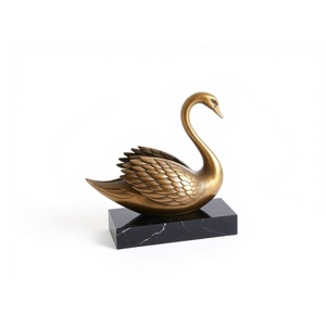 Vintage Antiek Design Metalen Zwaan Voor Huisdecoratie Tafelblad Sculptuur Met Zwarte Basis Van Marmer Op Maat Sculptuur