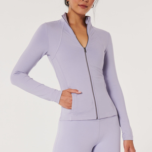 Veste de yoga pour femmes grande taille noire de haute qualité personnalisée, respirante, en spandex, avec fermeture éclair, vêtements de sport avec logo frontal pour la course à pied - Product Image 5