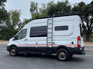 Autocaravana Usada Overland Clase B 2023, Modelo Storyteller, Autocaravana ALCOVE, Estándar de Emisiones Euro 5, 4-6 Pasajeros, Blanca - Product Image 6