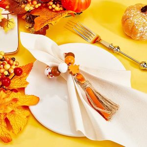 ¡Elegante servilletero de hoja de arce de otoño, cuentas de madera, Decoración de mesa de comedor para fiestas en casa y más! - Product Image 3