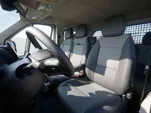 Faible kilométrage, MAXi 40 140HP 2025, fourgonnette DUCATO, transmission automatique - Product Image 2