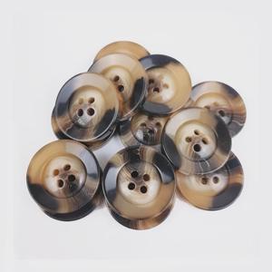 Natural Wholesale Buffalo Horn Finished <b>Button</b> Finished Colorful for Clothing Accessories High Quality - Product Image 1