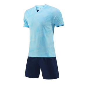 ชุดฟุตบอลแบบใหม่ปี 2025 ออกแบบเองได้ ชุดทีมฟุตบอลแบบซับลิเมชั่น ยูนิเซ็กซ์ ผ้าโพลีเอสเตอร์ 100% ระบายอากาศดี ขายส่ง - Product Image 6